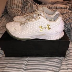 Under Armour Curry 1 Low “Championship”